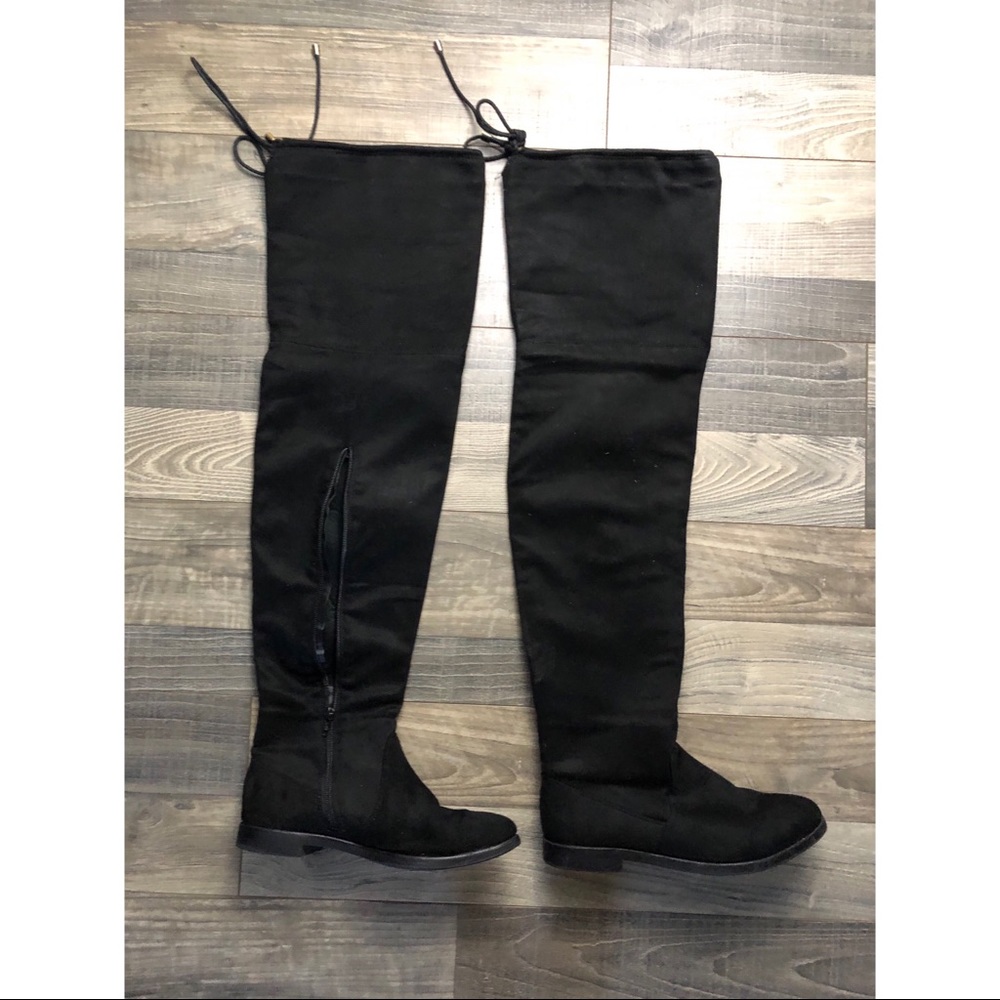 Boohoo, size 8 (euro 5), thigh high boots.